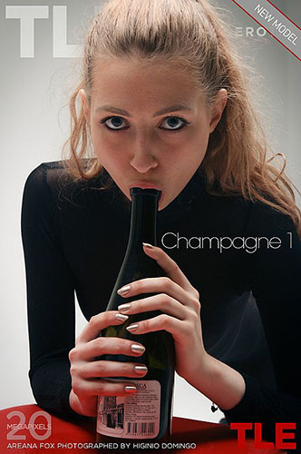 Areana Fox "Champagne 1"