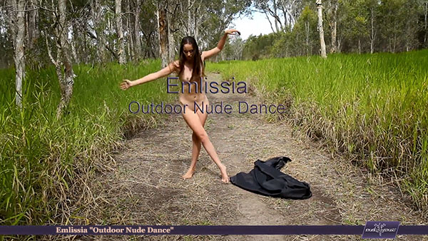 Emlissia "Outdoor Nude Dance"