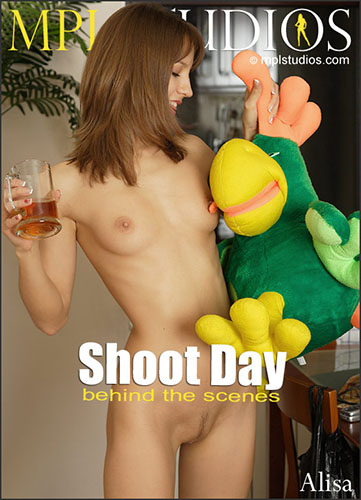 Alisa "Shoot Day Behind the Scenes"