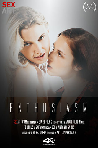 Amber & Antonia Sainz "Enthusiasm"