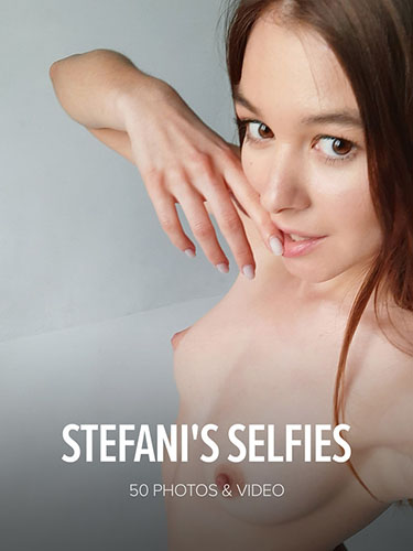 Stefani "Stefani's Selfies"