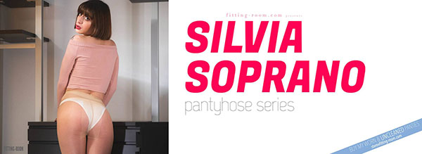 Silvia Soprano "Nylon & Plug"