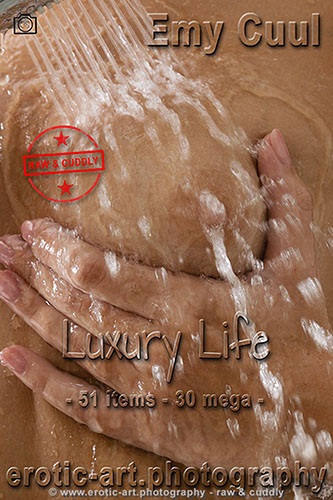 Emy Cuul "Luxury Life"