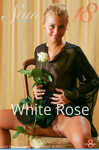 Lory "White Rose"